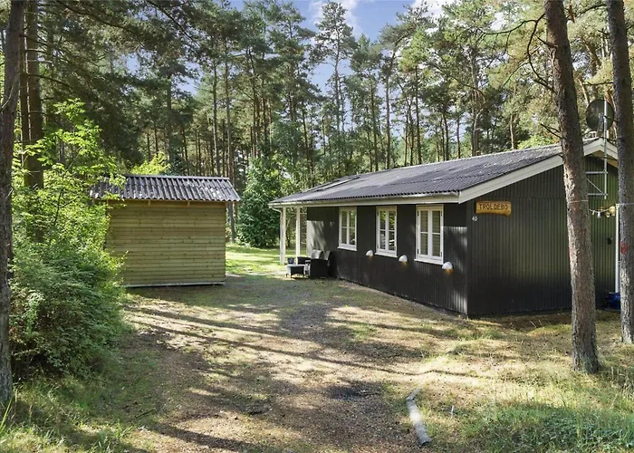 1462-aakirkeby-fyrreskoven-40 Vester Somarken