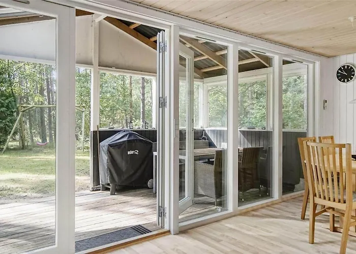 1462-aakirkeby-fyrreskoven-40